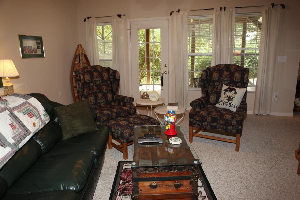Inn At Harbour Ridge Bed And Breakfast Osage Beach Exterior foto