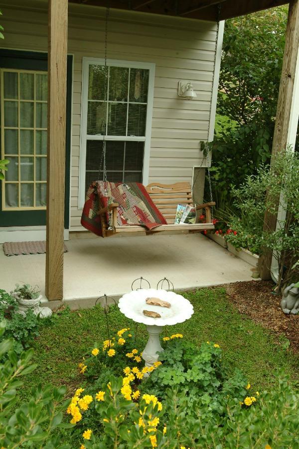 Inn At Harbour Ridge Bed And Breakfast Osage Beach Exterior foto